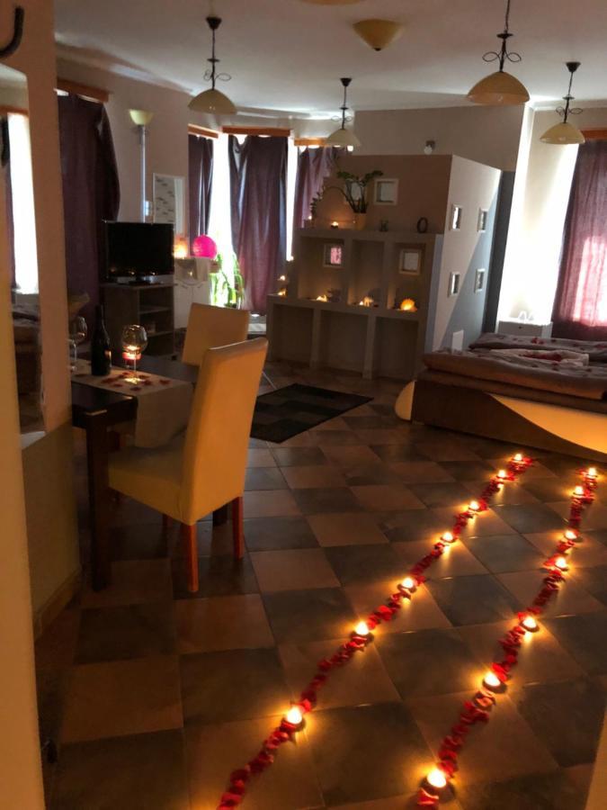 Villamerica Miskolc Bagian luar foto
