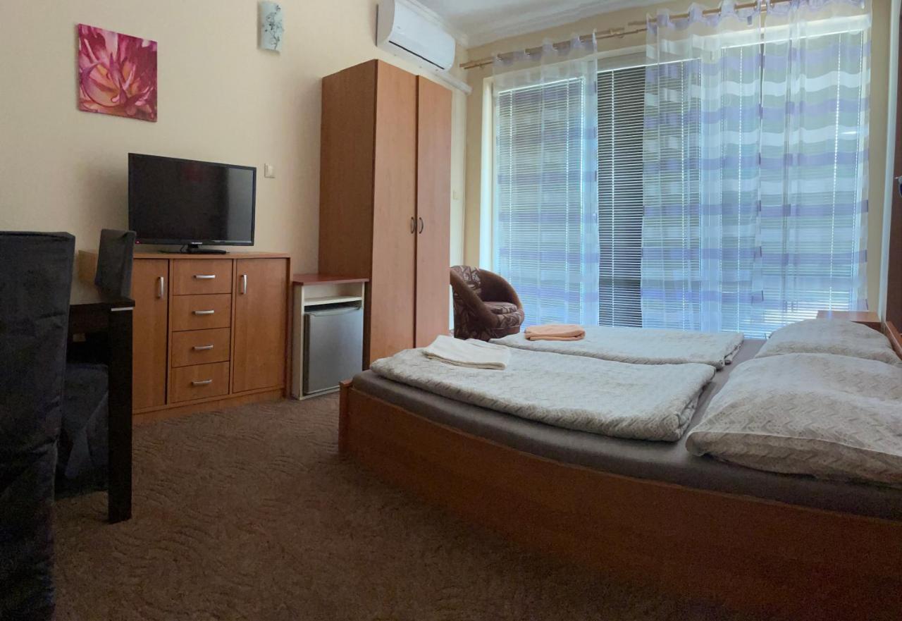 Villamerica Miskolc Bagian luar foto